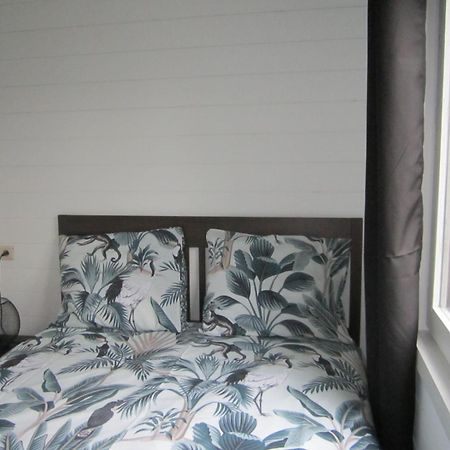 Le Petit Chalet Resteigne Zewnętrze zdjęcie